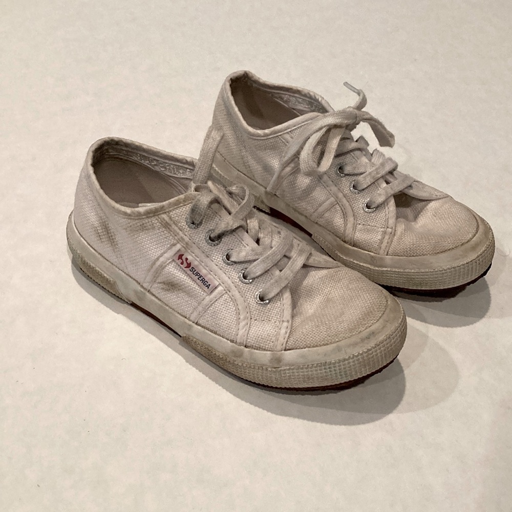 Superga girls white sneakers